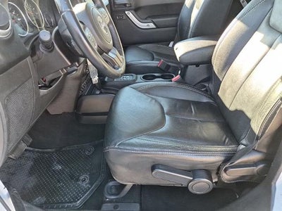 2014 Jeep Wrangler Unlimited 4WD 4dr Sahara