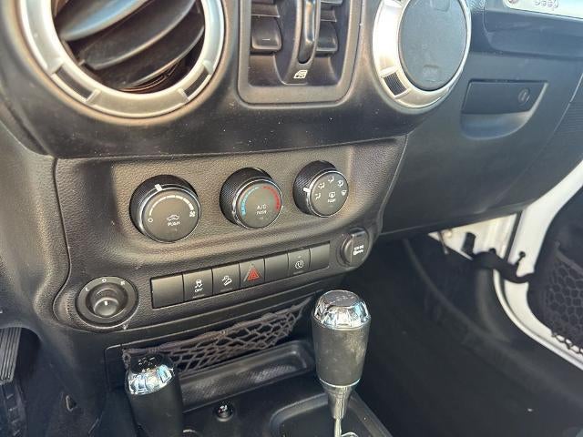 2015 Jeep Wrangler Unlimited 4WD 4dr Rubicon