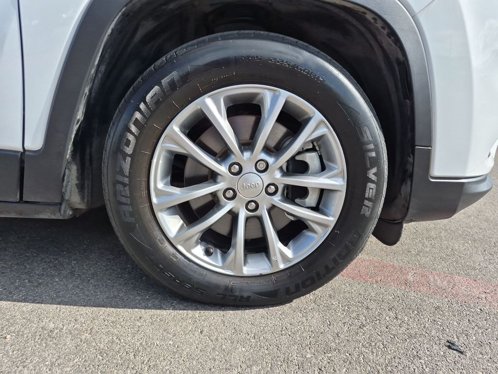 2021 Jeep Cherokee Latitude Lux