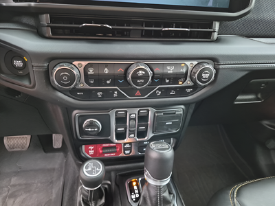 2025 Jeep Wrangler Rubicon 392