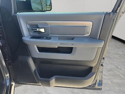 2017 RAM 1500 Lone Star 4x4 Crew Cab 6'4" Box