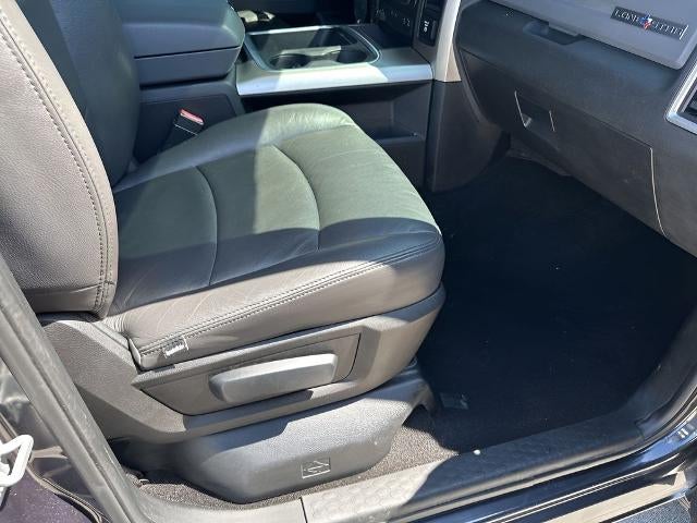 2017 RAM 1500 Lone Star 4x4 Crew Cab 6'4" Box