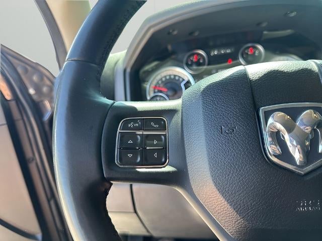 2017 RAM 1500 Lone Star 4x4 Crew Cab 6'4" Box