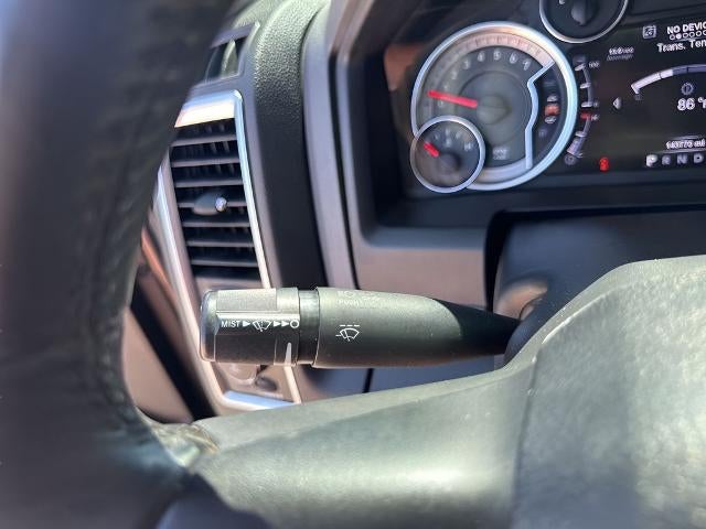 2017 RAM 1500 Lone Star 4x4 Crew Cab 6'4" Box