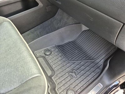 2022 RAM 1500 Laramie 4x4 Crew Cab 5'7" Box
