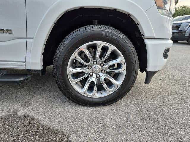 2022 RAM 1500 Laramie 4x4 Crew Cab 5'7" Box
