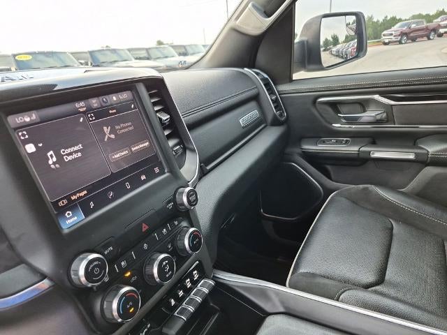 2022 RAM 1500 Laramie 4x4 Crew Cab 5'7" Box