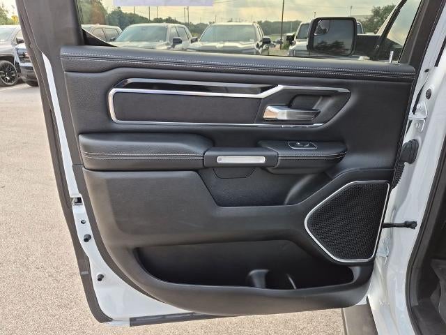 2022 RAM 1500 Laramie 4x4 Crew Cab 5'7" Box