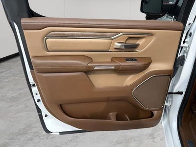 2019 RAM 1500 Longhorn 4x4 Crew Cab 5'7" Box