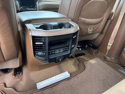 2019 RAM 1500 Longhorn 4x4 Crew Cab 5'7" Box