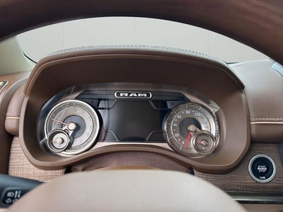 2019 RAM 1500 Longhorn 4x4 Crew Cab 5'7" Box