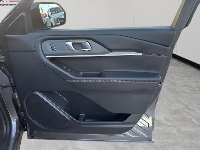 2025 Ford Explorer ST 4WD