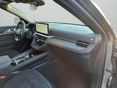 2025 Ford Explorer ST 4WD