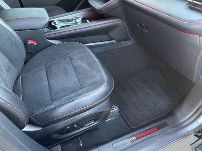 2025 Ford Explorer ST 4WD