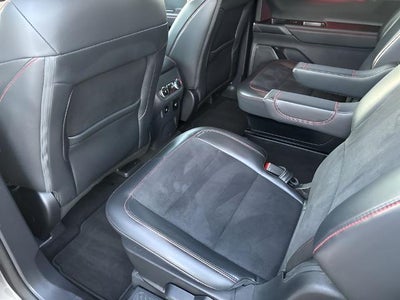 2025 Ford Explorer ST 4WD