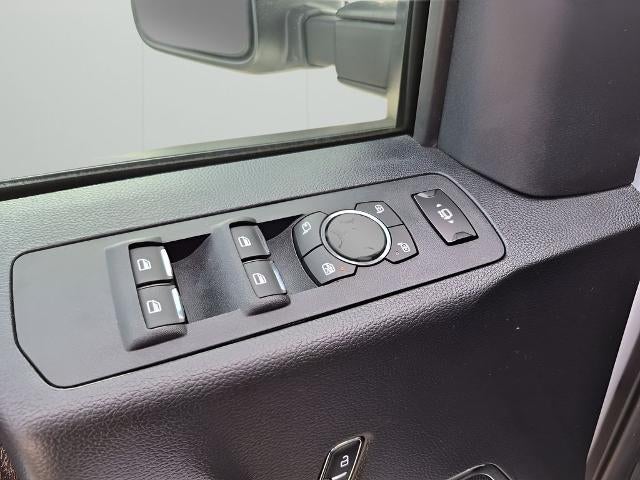 2019 Ford Super Duty F-250 SRW LARIAT 4WD Crew Cab 6.75' Box