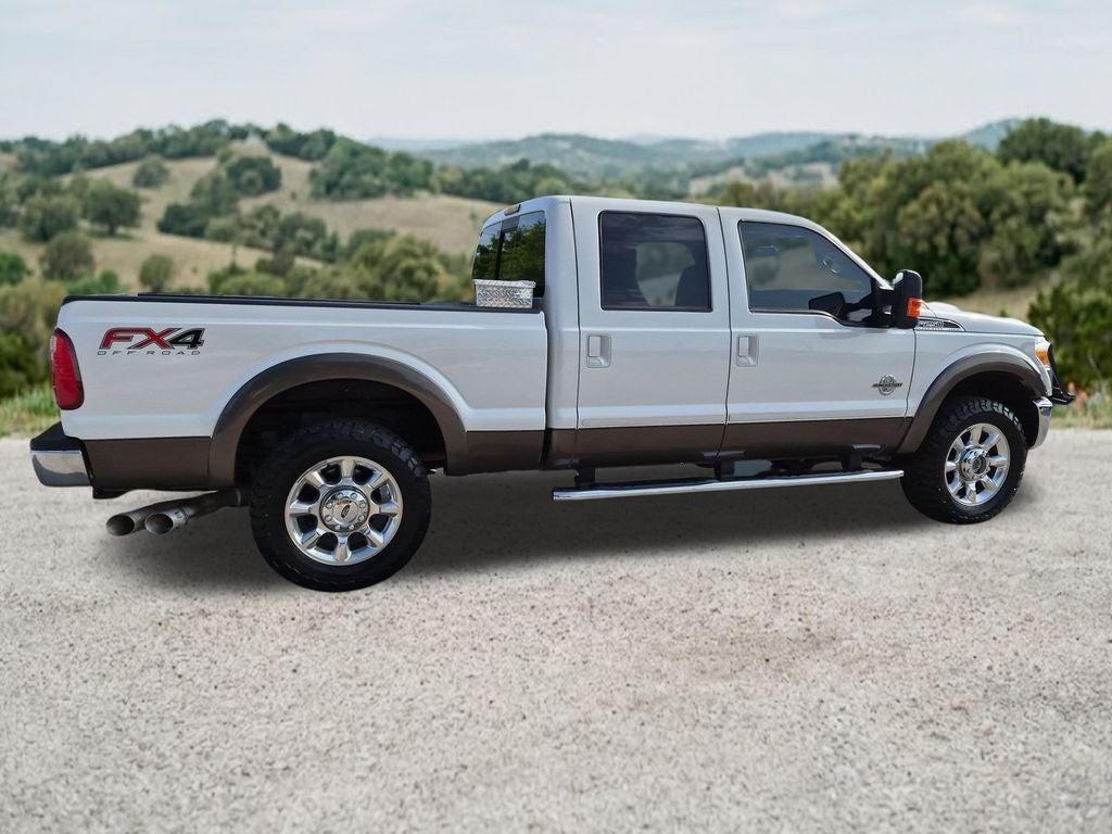 2015 Ford Super Duty F-250 SRW 4WD Crew Cab 6-3/4 Ft Box Lariat