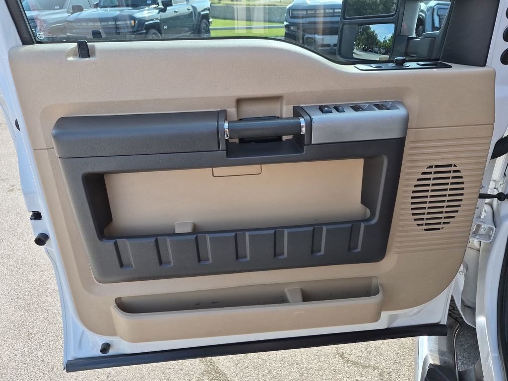 2015 Ford Super Duty F-250 SRW 4WD Crew Cab 6-3/4 Ft Box Lariat