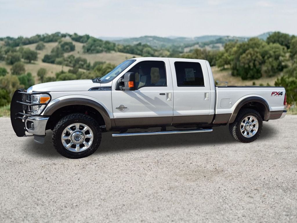 2015 Ford Super Duty F-250 SRW 4WD Crew Cab 6-3/4 Ft Box Lariat