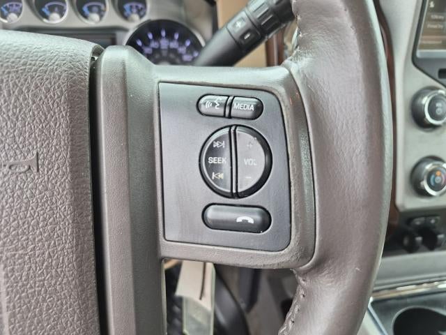 2015 Ford Super Duty F-250 SRW 4WD Crew Cab 6-3/4 Ft Box Lariat