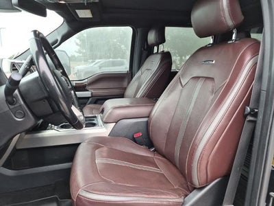 2017 Ford Super Duty F-350 SRW Platinum 4WD Crew Cab 6.75' Box
