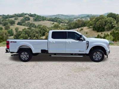 2025 Ford Super Duty F-350 SRW LARIAT 4WD Crew Cab 6.75' Box