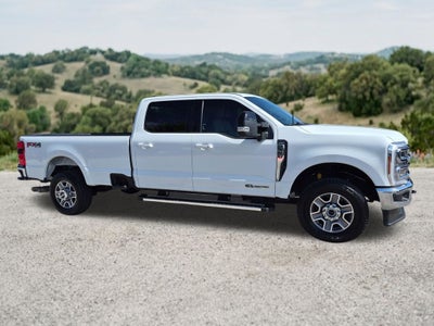 2025 Ford Super Duty F-350 SRW LARIAT 4WD Crew Cab 6.75' Box