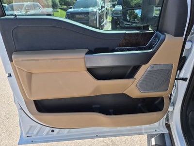 2025 Ford Super Duty F-350 SRW LARIAT 4WD Crew Cab 6.75' Box