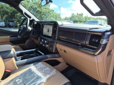 2025 Ford Super Duty F-350 SRW LARIAT 4WD Crew Cab 6.75' Box