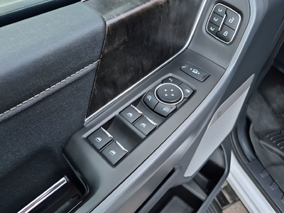 2023 Ford F-350SD Lariat