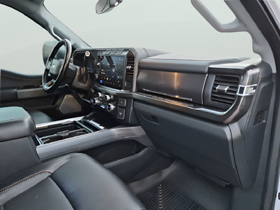 2023 Ford F-350SD Lariat