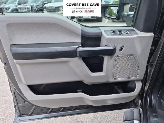 2020 Ford Super Duty F-350 DRW XL 4WD Crew Cab 8' Box