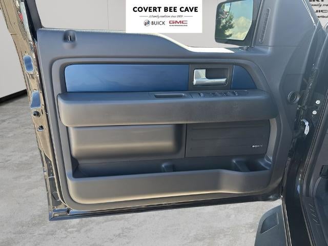 2013 Ford F-150 4WD SuperCrew 5-1/2 Ft Box SVT Raptor