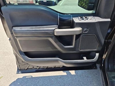 2017 Ford F-150 Raptor 4WD SuperCrew 5.5' Box