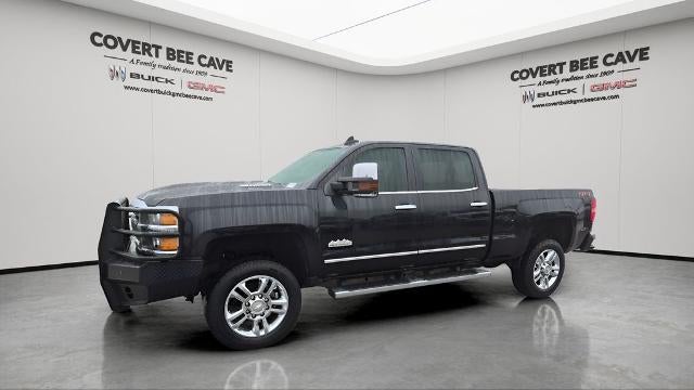 2019 Chevrolet Silverado 2500 HD Crew Cab Standard Box 4-Wheel Drive High Country
