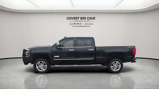 2019 Chevrolet Silverado 2500 HD Crew Cab Standard Box 4-Wheel Drive High Country