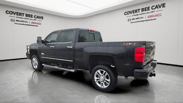 2019 Chevrolet Silverado 2500 HD Crew Cab Standard Box 4-Wheel Drive High Country