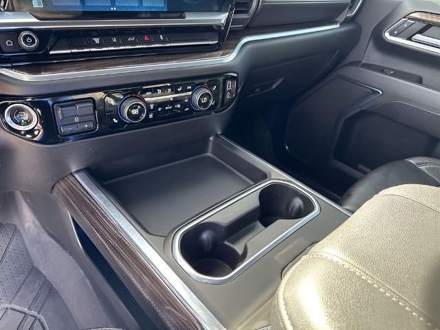 2024 Chevrolet Silverado 3500 HD Crew Cab Standard Box 4-Wheel Drive LT