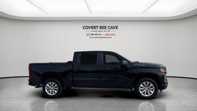 2022 Chevrolet Silverado 1500 Crew Cab Short Box 2-Wheel Drive Custom