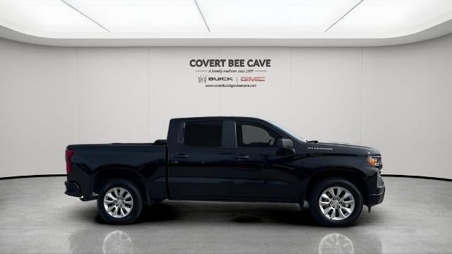 2022 Chevrolet Silverado 1500 Crew Cab Short Box 2-Wheel Drive Custom