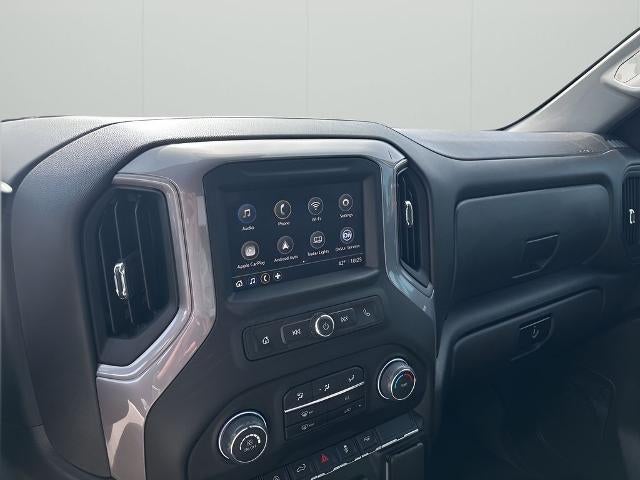 2022 Chevrolet Silverado 1500 Crew Cab Short Box 2-Wheel Drive Custom