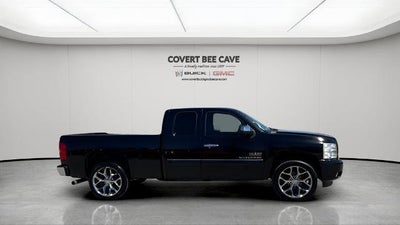 2011 Chevrolet Silverado 1500 Extended Cab Standard Box 2-Wheel Drive LT