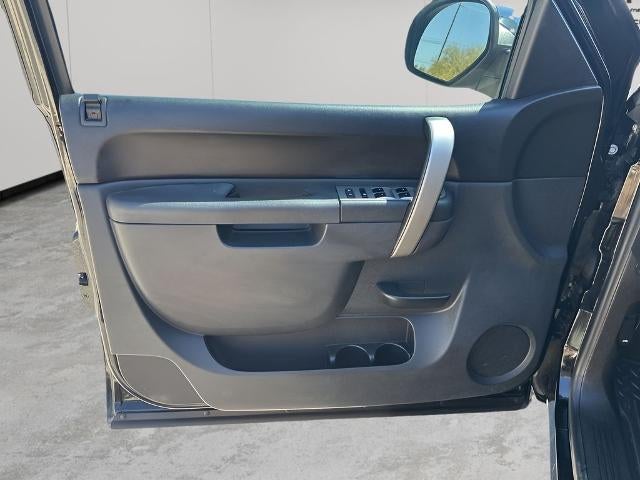 2011 Chevrolet Silverado 1500 Extended Cab Standard Box 2-Wheel Drive LT