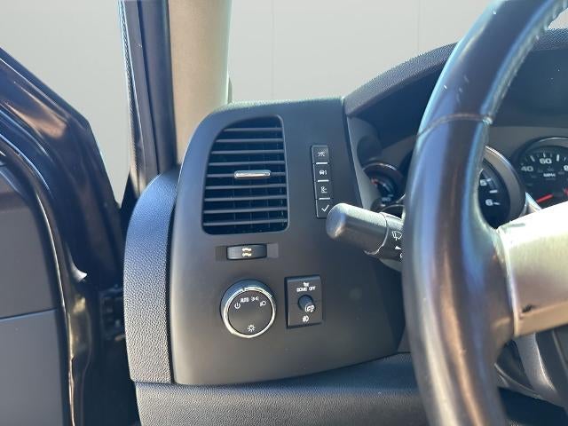 2011 Chevrolet Silverado 1500 Extended Cab Standard Box 2-Wheel Drive LT