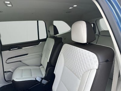 2024 GMC Acadia FWD Denali