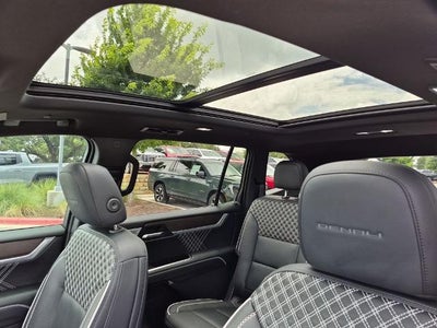 2024 GMC Acadia AWD Denali