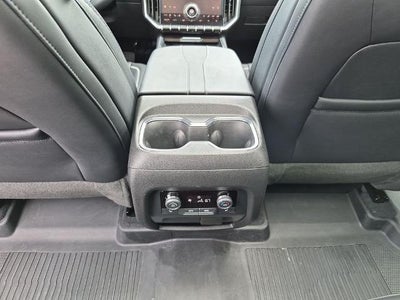 2024 GMC Acadia AWD Denali
