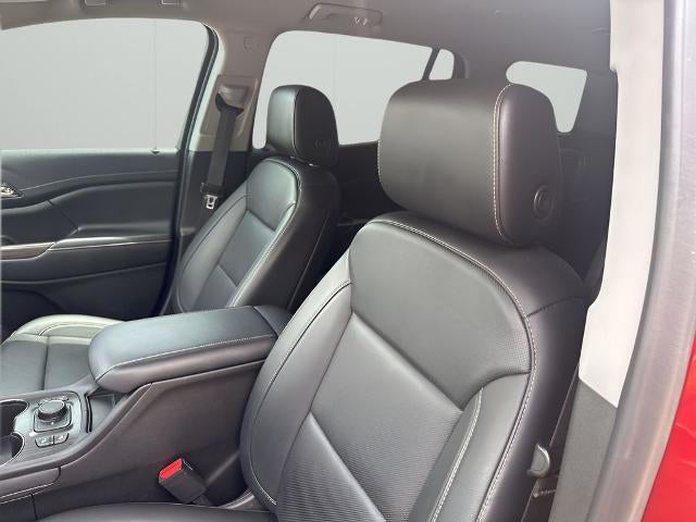 2023 GMC Acadia FWD SLT