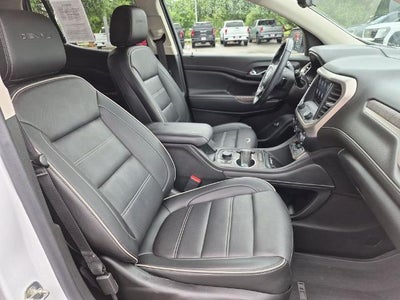 2022 GMC Acadia FWD Denali