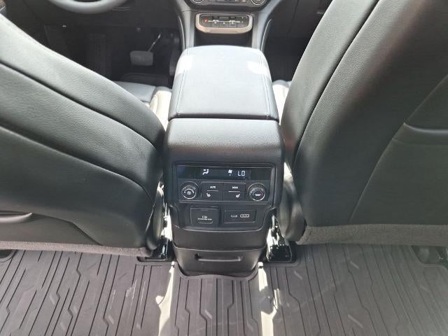 2023 GMC Acadia FWD Denali